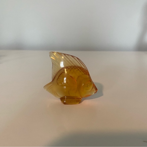 Lalique Fish Sculpture - Picture 2 of 2